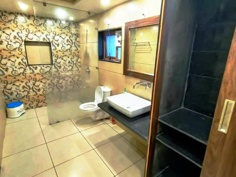 7Bhk Hill Villa Маунт Абу Екстериор снимка